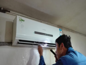 伊犁哈萨克格力空调电话是多少